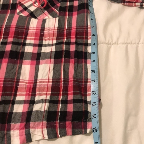 NWOT Victoria’s Secret soft lightweight flannel with embroidered front pocket - Picture 5 of 8